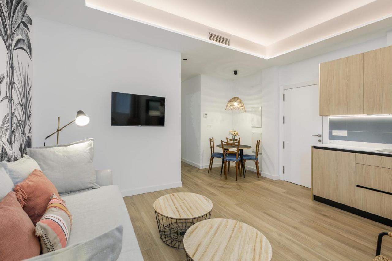 Hi Room - Smart Apartments - He 0 กรานาดา ภายนอก รูปภาพ